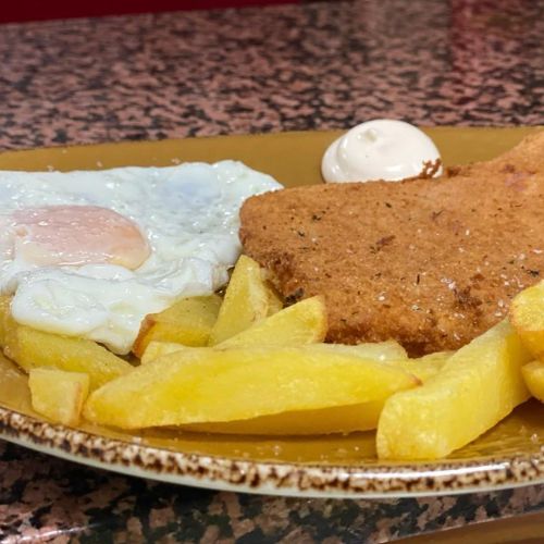 San Jacobo casero relleno de jamón York y queso
