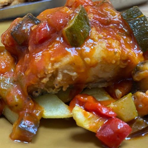 Bacalao frito con pisto sanfaina